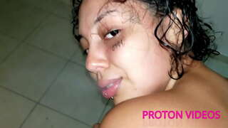 Šis ir smēķētāju skatuves ar jauku tattoed sieviešu modelis. Šeit mēs neapseglots izdrāzt viņas diezgan incītis kamēr viņa ir smēķēšana. Tiem, kam patīk smēķēt. Divi leņķi, tostarp POV.