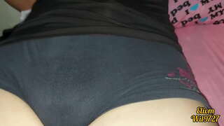 ���हिनी छुन्छ उसलाई बिल्ली मा उनको अगाडि भाइ