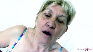 Arang banget lawas Mbah Gabi wis Jinis karo Monster jago youngster