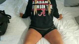 Сия тӧрышкӧ мыктен кыдал вӓтӹжӹ членӹшкӹ сурт