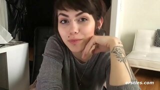 Αξύριστος Ερασιτέχνης Cums Σκληρά Μόνος